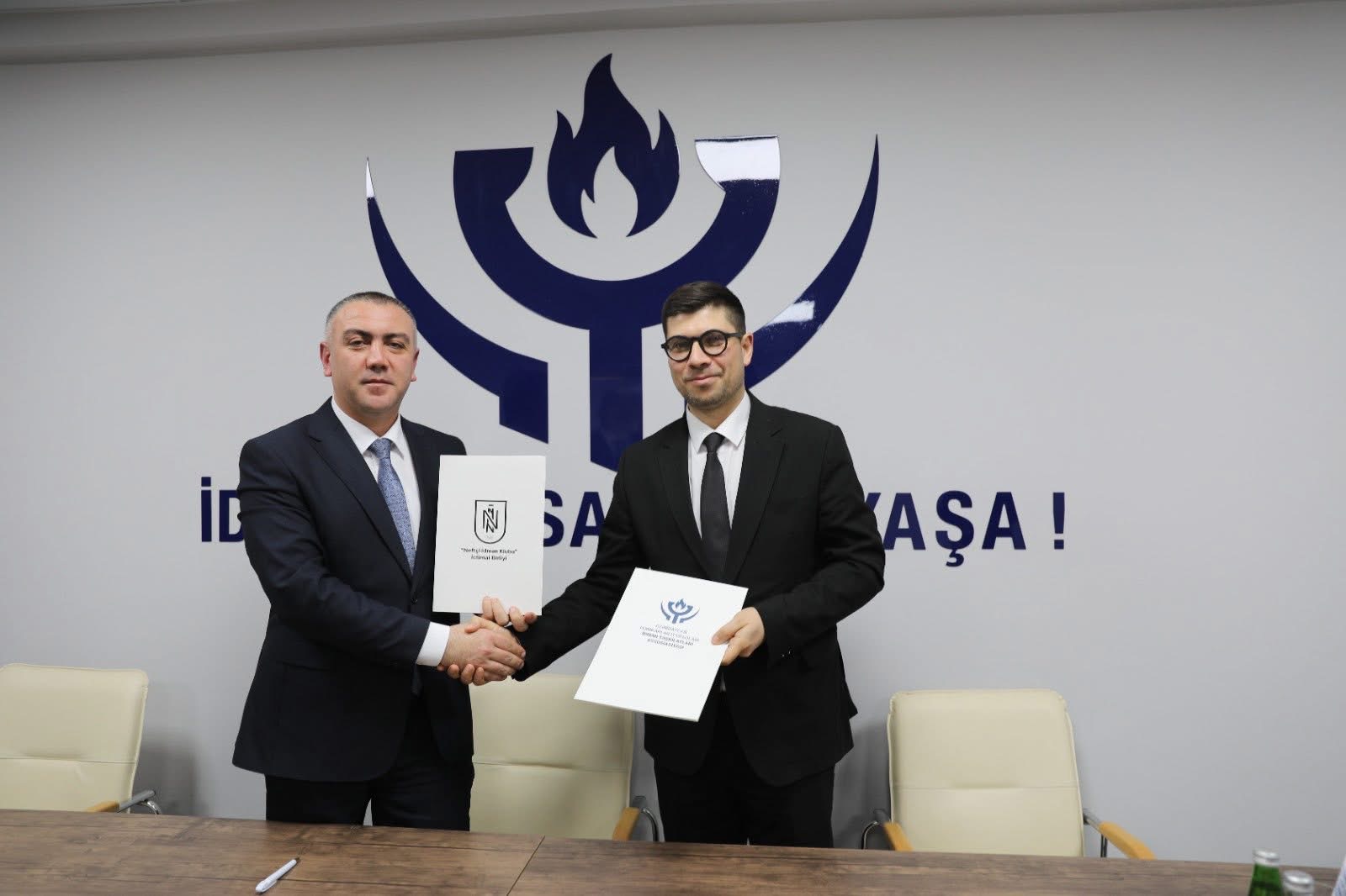 “Neftçi” İdman Klubu və AHİİTA arasında Əməkdaşlıq Memorandumu imzalanıb